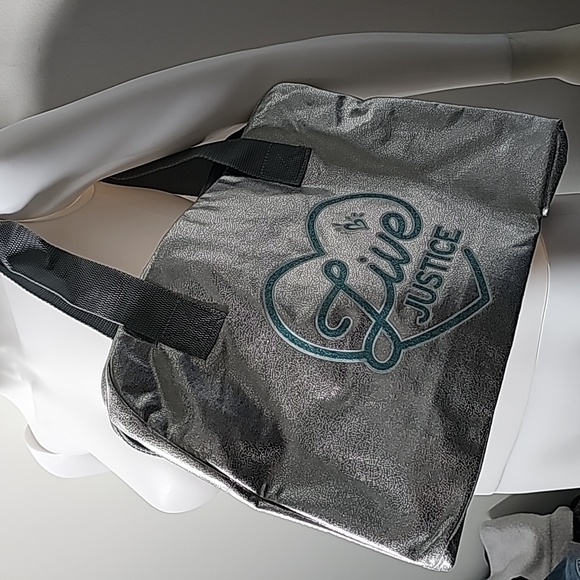 Justice Bag - Picture 2 of 7